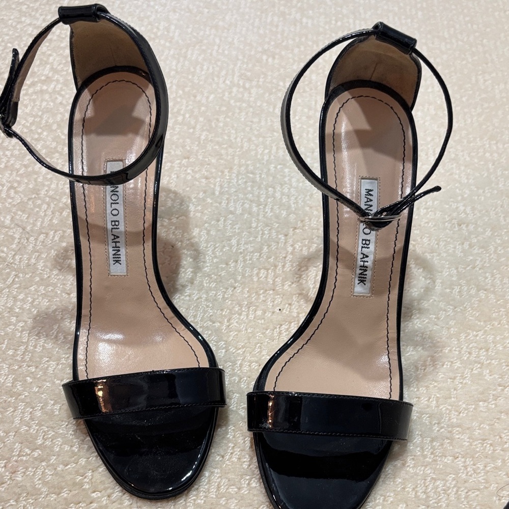 Manolo Blahnik Glossy Black Heels